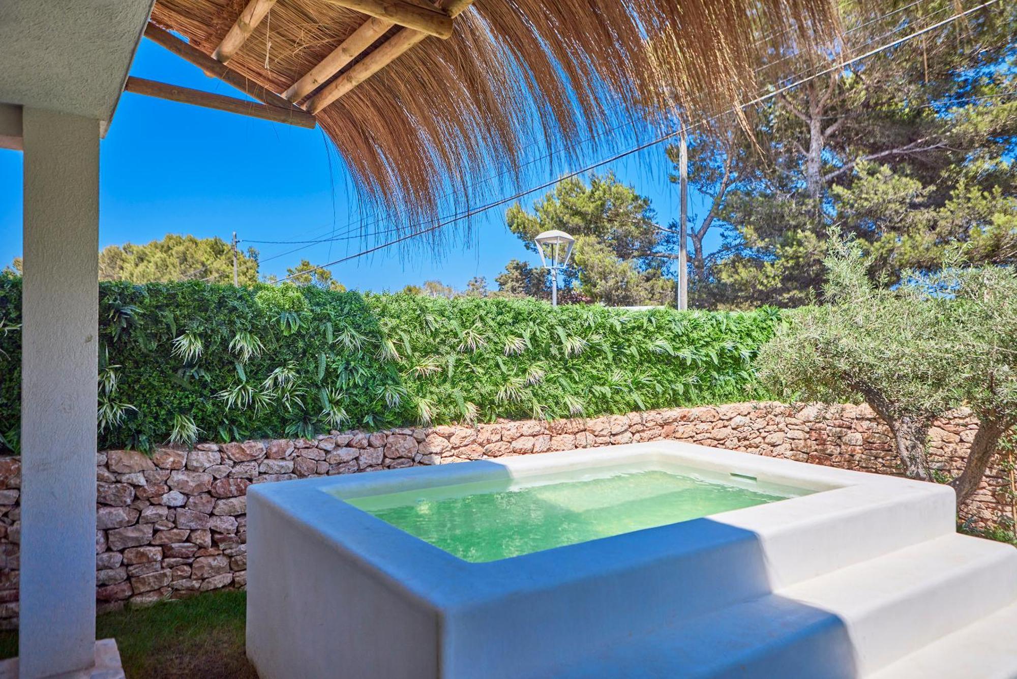Mar Suites Formentera By Universal Beach Hotels Es Pujols Exterior foto